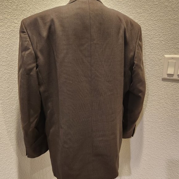 Jones New York Men's Grey Suit - Picture 2 of 7